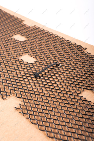 Защитная сетка радиатора LADA Vesta Cross,/SW Cross Дополнительное оборудование