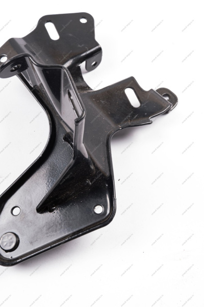 Кронштейн крепления актуатора Lada Vesta КПП 2182 (верх) Lada