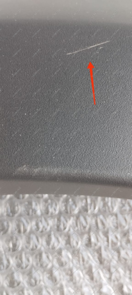 РОЗНИЦА Облицовка новая Lada Largus Cross до 2021 г переднего крыла правая (с клипсами и клеющей лентой) ( микро царапинки ) Lada