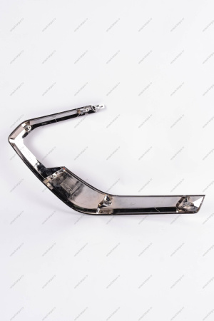 Молдинг переднего бампера нижний правый (хром) LADA Vesta FL Lada