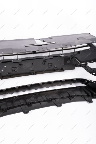 Бампер передний неокрашенный с отверстиями под датчики системы парковки (под покраску) LADA Vesta NG Lada