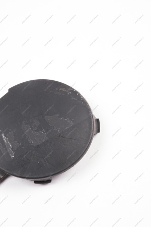 Заглушка окна переднего бампера LADA Largus/Лада Ларгус под буксир. крюк (под окраску) Lada