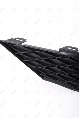 Заглушка передней противотуманной фары левая LADA Xray Cross Lada