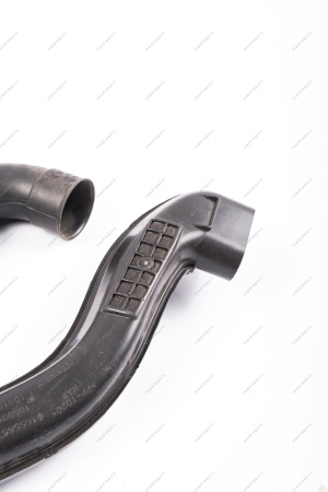 Патрубок воздушного фильтра (пластик) Lada XRAY Renault