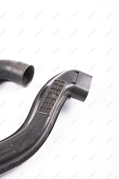 Патрубок воздушного фильтра (пластик) Lada XRAY Renault