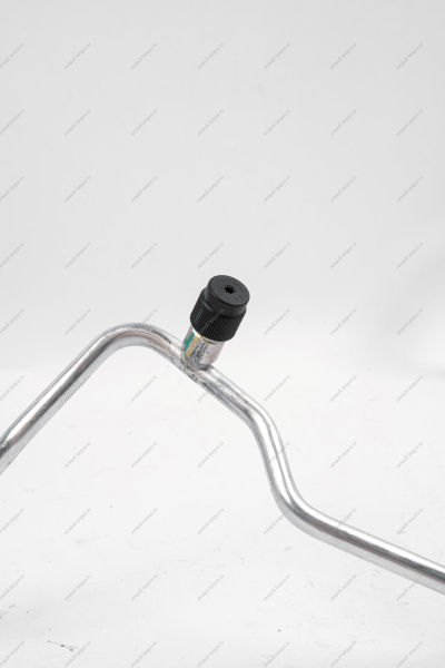 Трубопровод LADA Largus FL NEW 2 между конденсатором и клапаном (с датчиком 921366801R) (задний) Lada