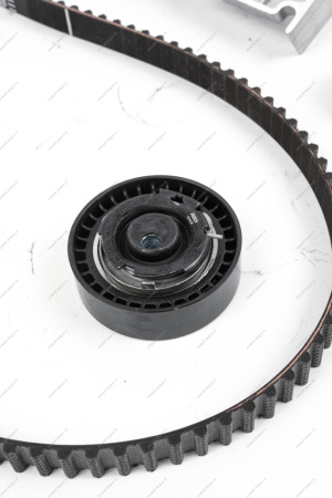 Ремень ГРМ+ ролик 22*D73 (самонатяжной) +водяной насос дв K7M Lada Largus (Gates KP15662XS)