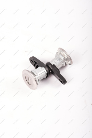 Замок LADA Largus зажигания с 5-ю личинками (фургон)(норма, стандарт) LD