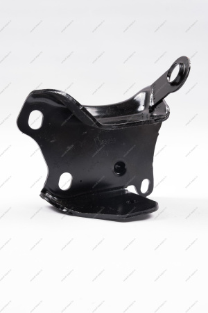 Кронштейн крепления рычагов задней подвески правый LADA Largus Renault