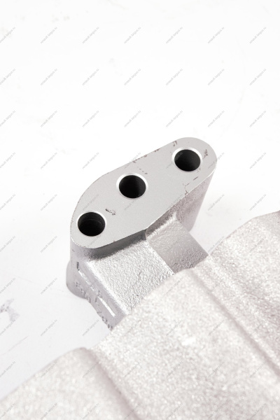 Опора Lada Vesta NG правая с кронштейном в сборе (двигат P4M,P4P + КПП вариатор) Lada