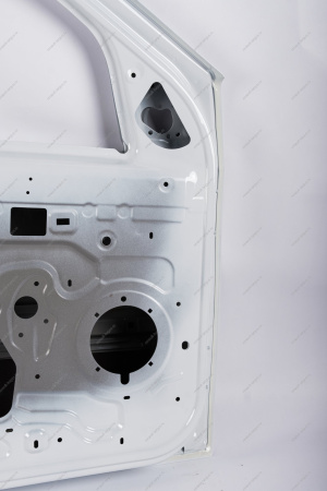 Дверь передняя левая LADA Largus/Лада Ларгус крашеная (с отв. под молдинг) 221 Ледниковый (Белый) Lada