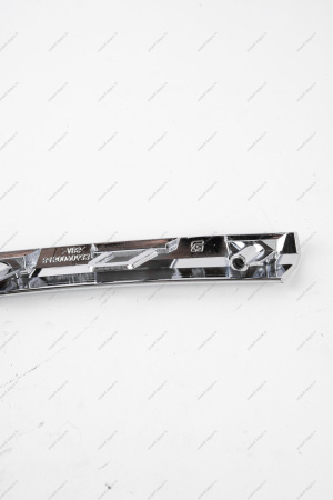 Молдинг переднего бампера верхний правый (хром) LADA Largus (FL) NEW Lada